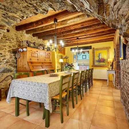 Landhaus Coll Garriguella